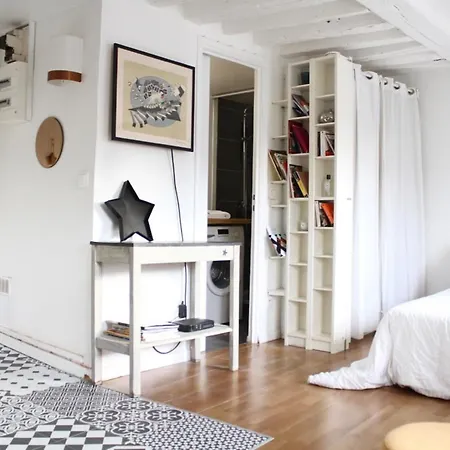 Studio Cocooning Near Marais