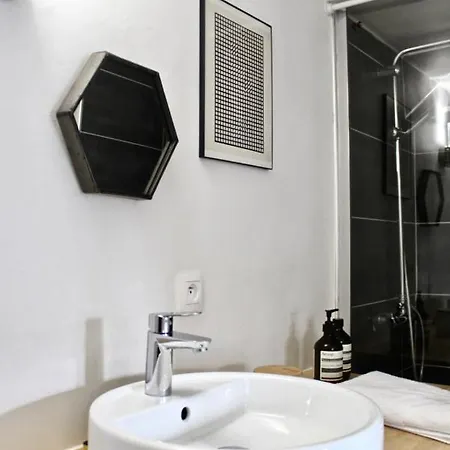 Studio Cocooning Near Marais Daire *